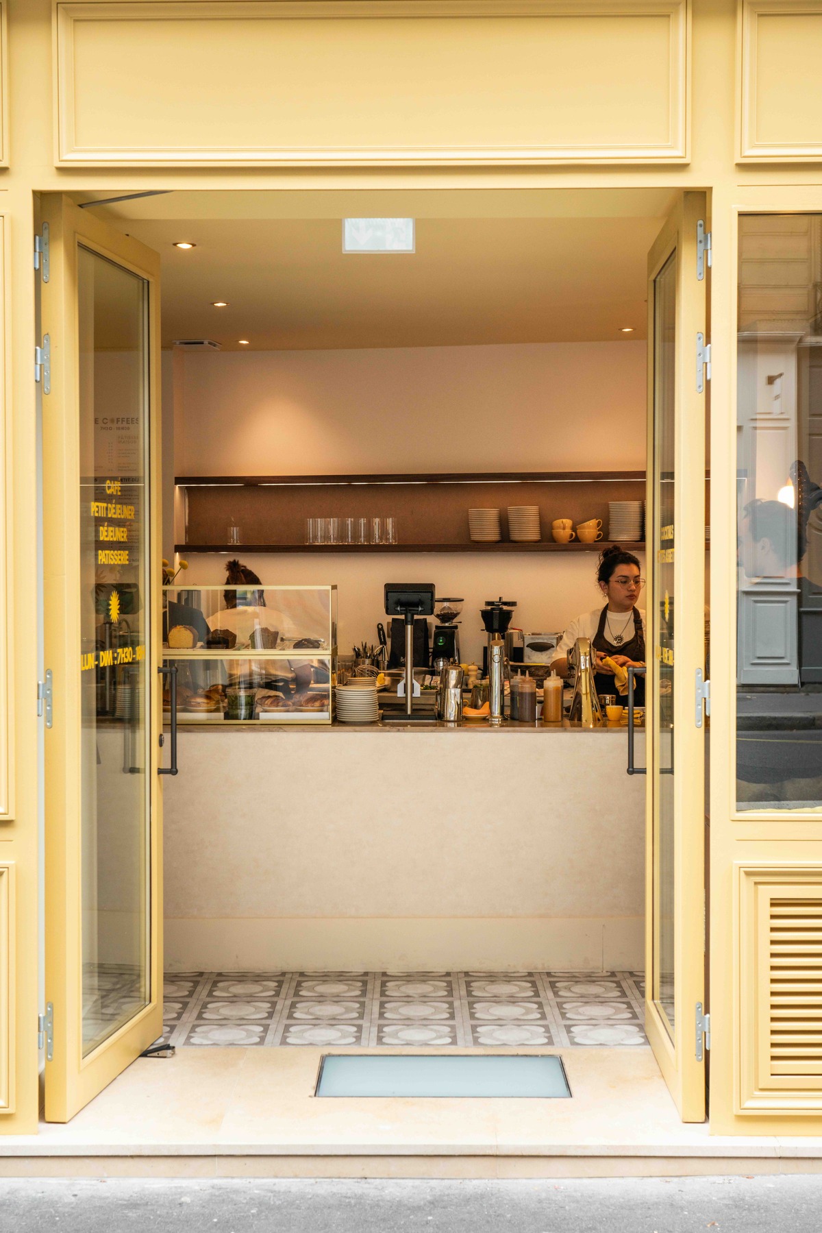 CLODE coffee shop devanture